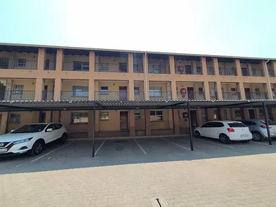 2 Bedroom Apartment To Rent in Johannesburg - a12Y.webp