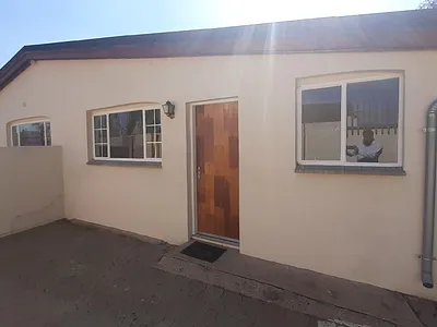 1 Bedroom Apartment To Rent in Johannesburg - img