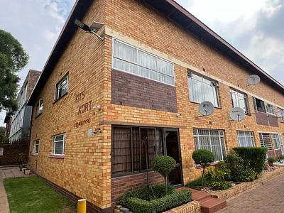 2 Bedroom Townhouse To Rent in Alberton - img