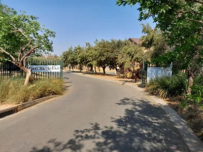 2 Bedroom Townhouse To Rent in Alberton - MNTj.webp