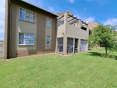 2 Bedroom Townhouse To Rent in Alberton - GDxE.webp