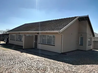 3 Bedroom House To Rent in Alberton - nEJU.webp