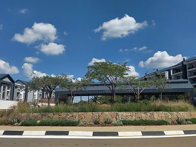 2 Bedroom Townhouse To Rent in Johannesburg - qoBe.webp