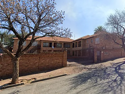 2 Bedroom Townhouse To Rent in Alberton - ynXl.webp