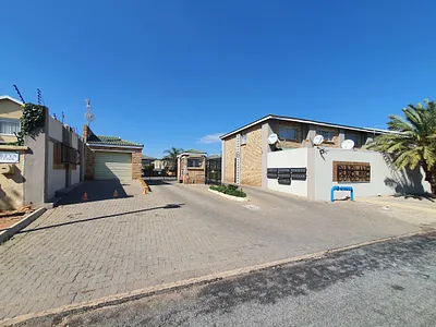 2 Bedroom Townhouse To Rent in Germiston - vNfm.webp