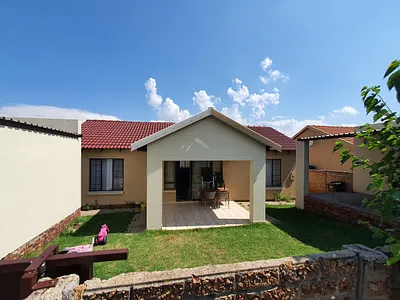 3 Bedroom Townhouse To Rent in Germiston - zUqe.webp