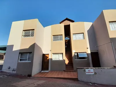 3 Bedroom Townhouse To Rent in Johannesburg - Z1dZ.webp