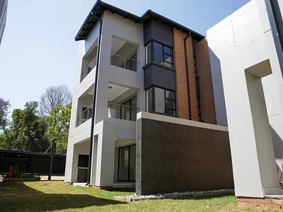 2 Bedroom Townhouse To Rent in Sandton - 4hl3.webp