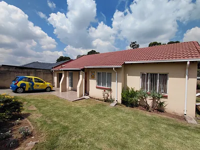 3 Bedroom House To Rent in Johannesburg - img