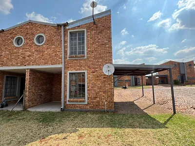 3 Bedroom Townhouse To Rent in Boksburg - Ldqi.webp