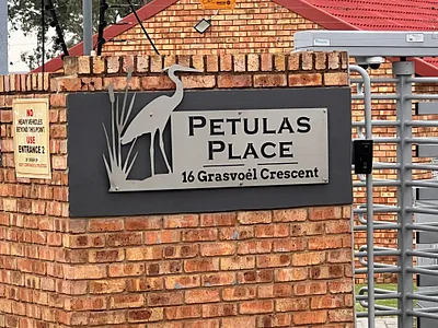 2 Bedroom Townhouse To Rent in Johannesburg - img