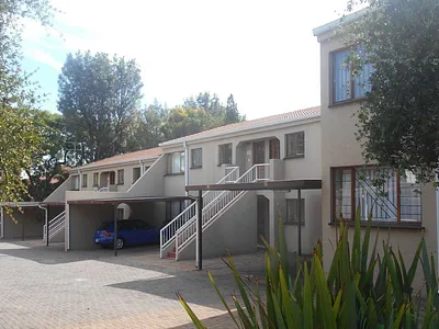 2 Bedroom Townhouse To Rent in Sandton - GIrR.webp