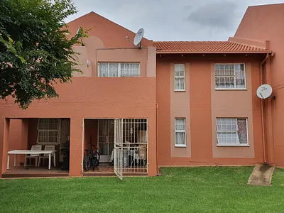 2 Bedroom Townhouse To Rent in Alberton - img