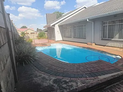 3 Bedroom House For Sale in Vanderbijlpark - img