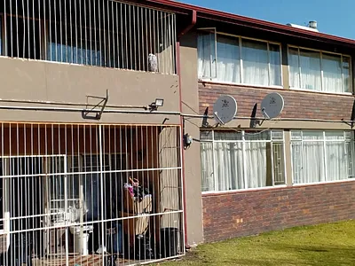 2 Bedroom Apartment For Sale in Sasolburg - bVRB.webp