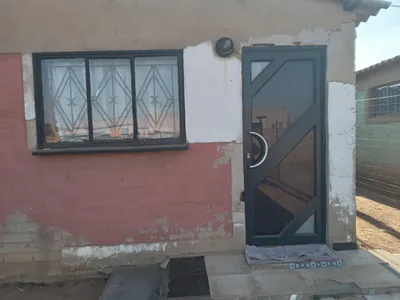 2 Bedroom House For Sale in Evaton - zjDk.webp
