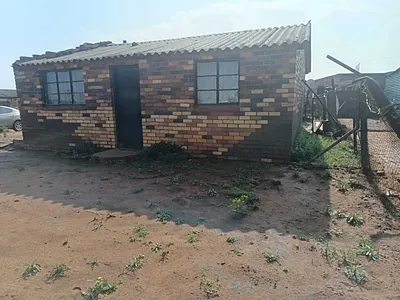 2 Bedroom House For Sale in Sebokeng - OfBn.webp