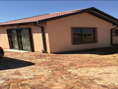 2 Bedroom House For Sale in Evaton - OAm7.webp