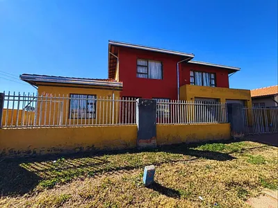 4 Bedroom House For Sale in Sebokeng - Nw1t.webp