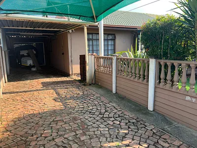 2 Bedroom House For Sale in Vereeniging - ebiA.webp