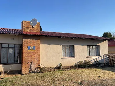 4 Bedroom House For Sale in Sasolburg - Q5SS.webp