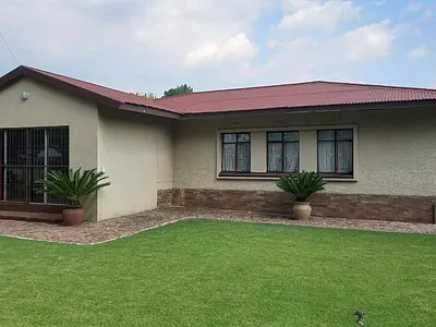 3 Bedroom House For Sale in Sasolburg - img