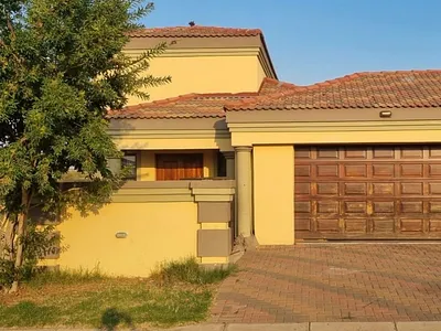 3 Bedroom House For Sale in Sebokeng - aqLA.webp