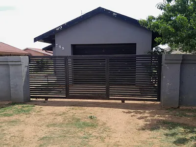 3 Bedroom House For Sale in Sebokeng - qacz.webp
