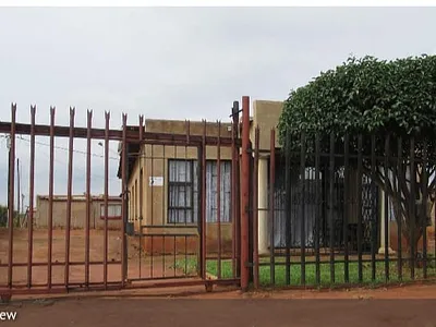 3 Bedroom House For Sale in Evaton - img