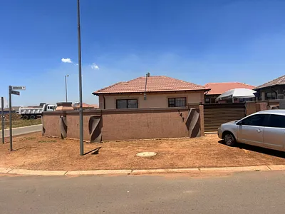 2 Bedroom House For Sale in Vanderbijlpark CE 7, Vanderbijlpark CE - jrlz.webp