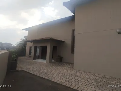 4 Bedroom Townhouse For Sale in Vanderbijlpark - 9Cge.webp