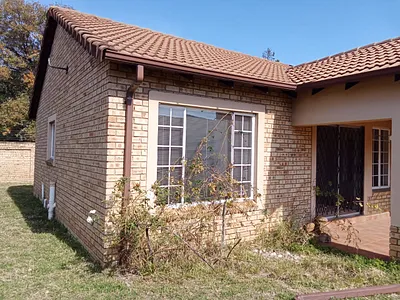 2 Bedroom Townhouse For Sale in Sasolburg - KtxT.webp