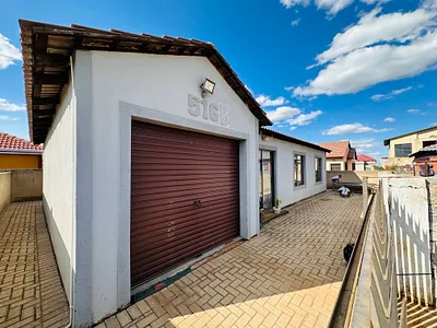 3 Bedroom House For Sale in Vanderbijlpark CE 7, Vanderbijlpark CE - ekyD.webp