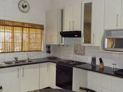 4 Bedroom House For Sale in Deneysville - ZkSm.webp