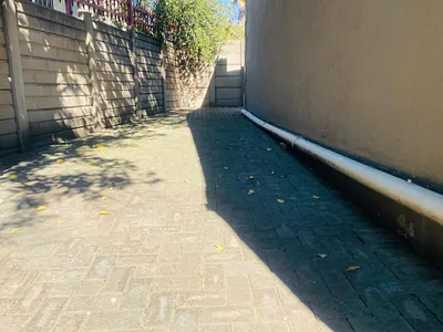 4 Bedroom House For Sale in Sasolburg - 7C4d.webp