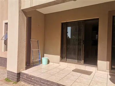 2 Bedroom Apartment For Sale in Vanderbijlpark - PpkF.webp