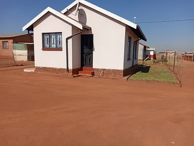 2 Bedroom House For Sale in Sebokeng - VZ61.webp