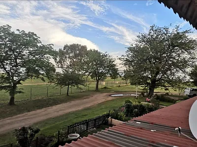 2 Bedroom Apartment For Sale in Deneysville - zX2v.webp