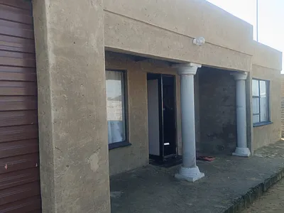 4 Bedroom House For Sale in Sasolburg - RlEo.webp