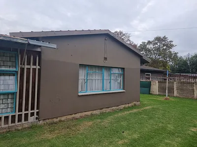 4 Bedroom House For Sale in Sasolburg - img