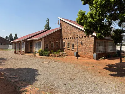 4 Bedroom House For Sale in Meyerton - LFCR.webp