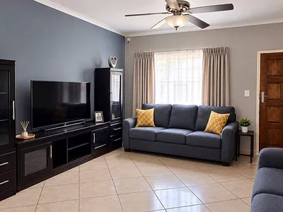 2 Bedroom Townhouse For Sale in Meyerton - img