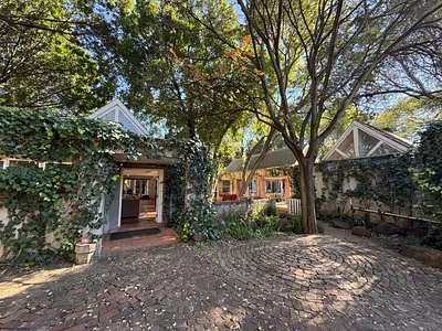 5 Bedroom House For Sale in Pretoria - img