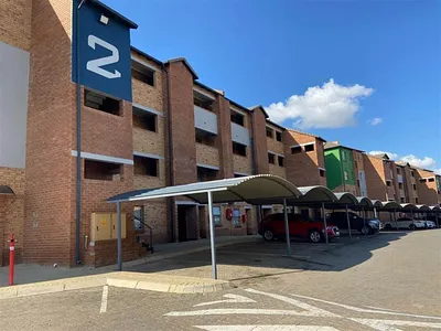 2 Bedroom Apartment For Sale in Centurion - img