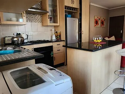 2 Bedroom Townhouse For Sale in Akasia - 6uvw.webp