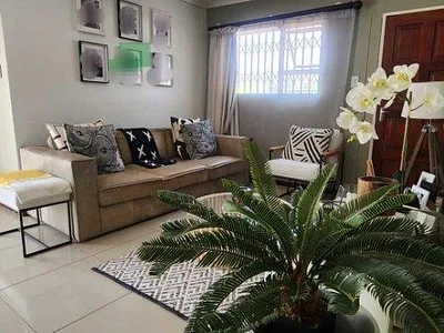3 Bedroom House For Sale in Amandasig, Akasia - PJM2.webp