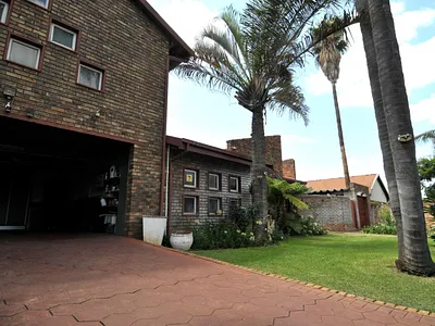 4 Bedroom House For Sale in Pretoria - img