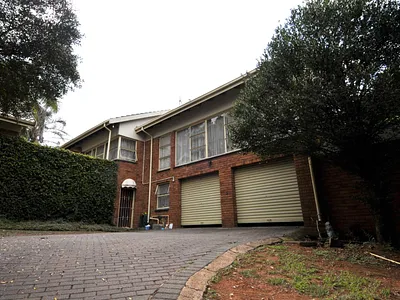 4 Bedroom House For Sale in Pretoria - img