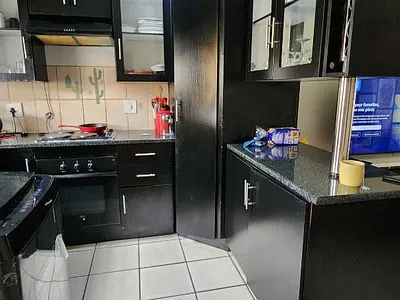 3 Bedroom Townhouse To Rent in Akasia - HYLi.webp