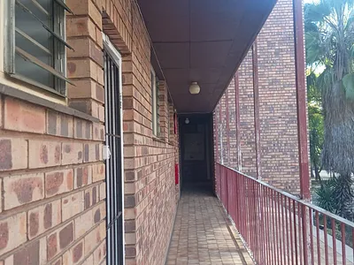 2 Bedroom Apartment For Sale in Pretoria - YSwi.webp